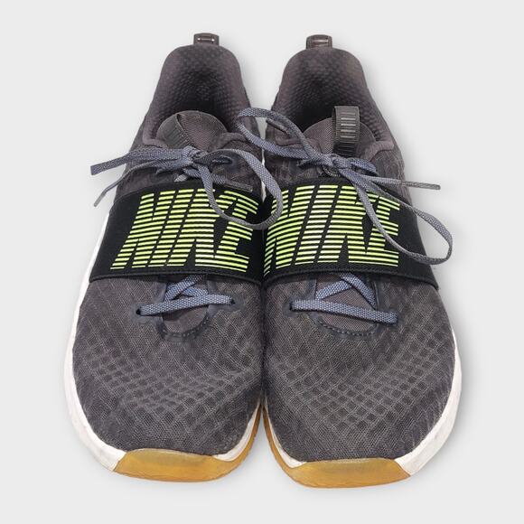 Nike Gray Sneakers with Breathable Mesh and Lightweight Design - Picture 3 of 13